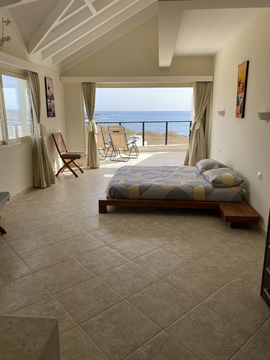 144_Master-En-Suite-Badezimmer_Master-en-suite-bathroom_Salle-de-bain-principale-attenante_Banheiro-privativo-principal.png