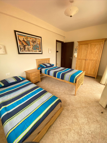 181_Gästezimmer_Guest-room-_Chambre-d'amis_Quarto-de-hóspedes.png